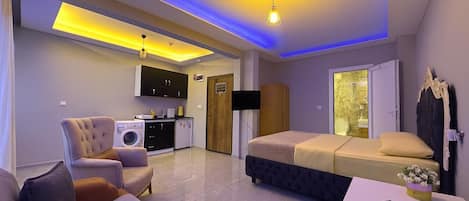 Condo, Balcony, City View