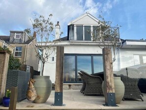 Terrace/patio - Spacious Family Coastal Escape – Near Gower Beaches, New for 2026 (Sketty)