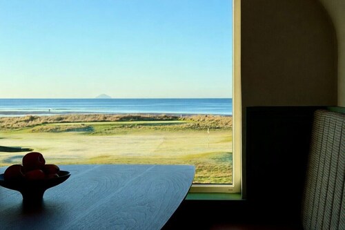 Blackrock House – Iconic Home at Royal Troon