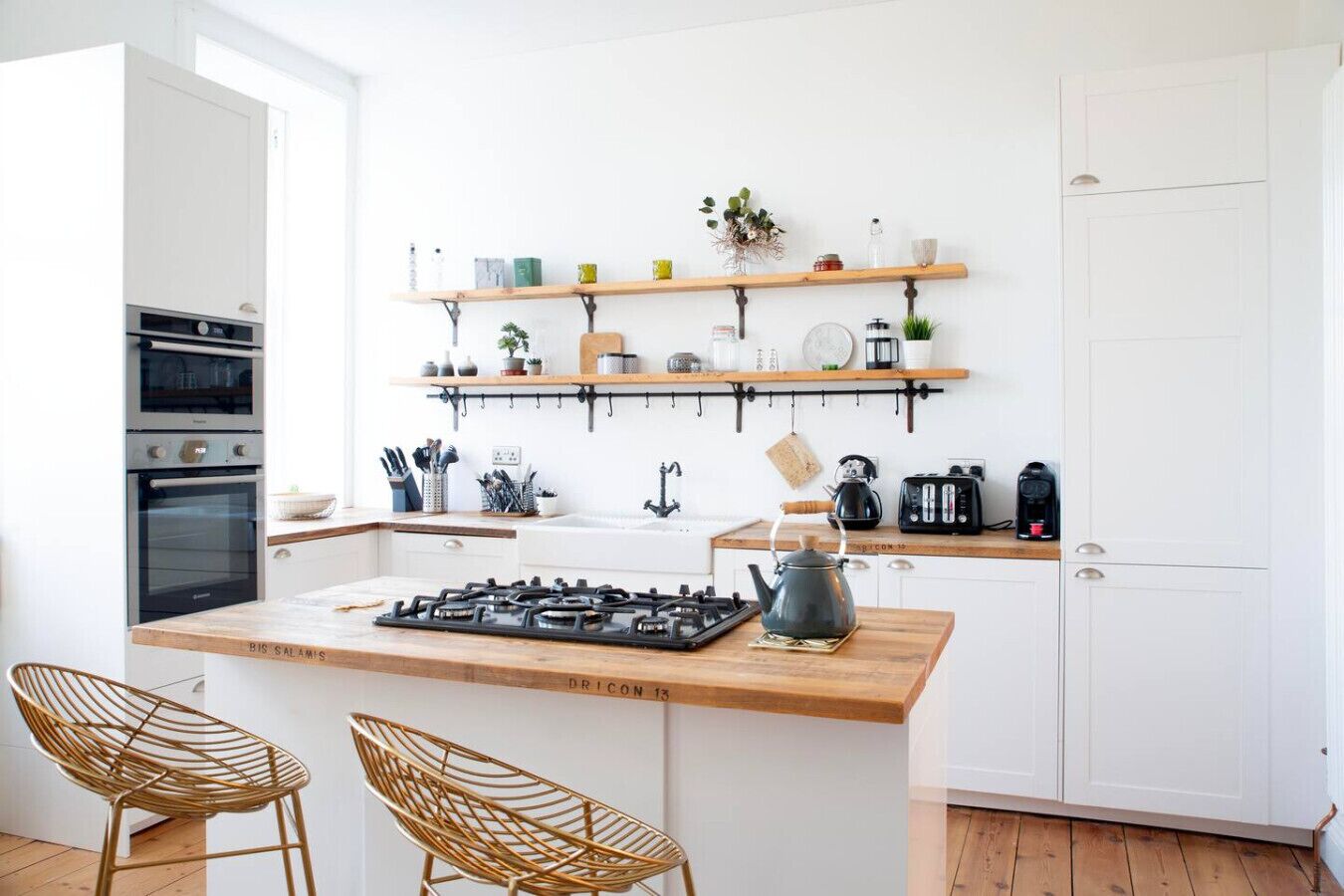 Microwave, oven, dishwasher, toaster