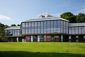 Exterior - Design-led Apartment | Central Pitlochry (Pitlochry)