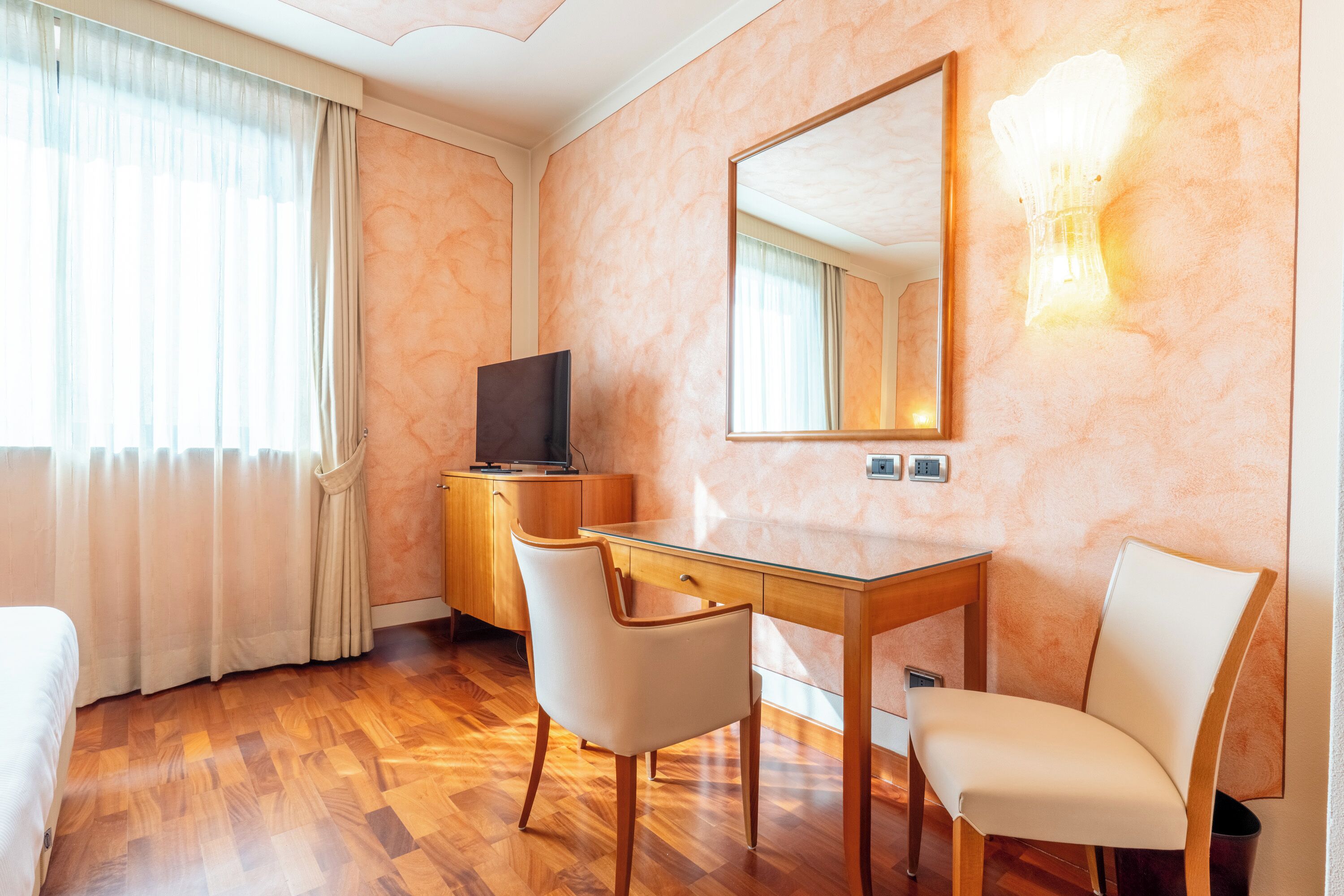 Superior Double Room, Park View | Interior