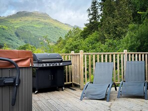Terrace/patio - Loch View, Hot Tub, Near Loch Lomond, Pet-friendly (Arrochar)