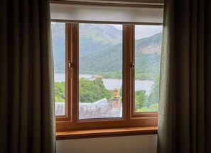 Interior - Loch View, Hot Tub, Near Loch Lomond, Pet-friendly (Arrochar)