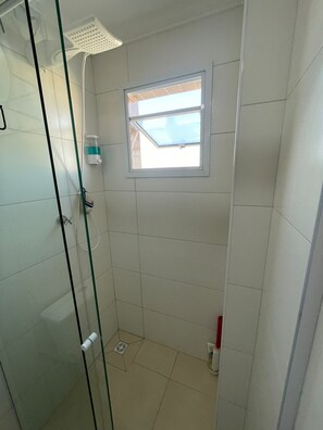 Bathroom - Apart Hotel - Condomínio - Norma Ignes (Praia Grande)