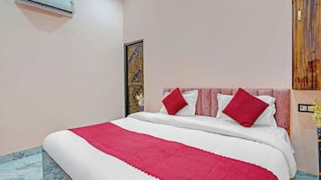 Deluxe Room | Free WiFi