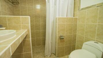 Leilighet – standard, 2 soverom, fjellutsikt | Bad