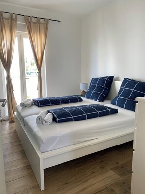 2 chambres, lit parapluie, Wi-Fi gratuit, draps fournis