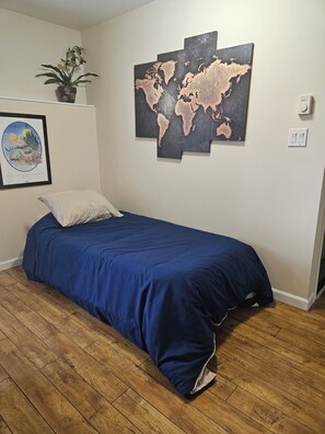 2 Schlafzimmer, Schreibtisch, Bügeleisen/Bügelbrett, kostenloses WLAN