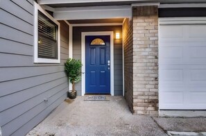Exterior detail - Quiet & Spacious 3BR Austin Retreat with Patio, Workspace+ Hotel-Style Amenities (Austin)