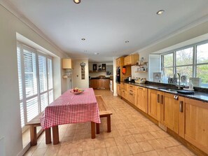 Dining - Bacchus Barn, 6 bedroom barn conversion (Bolberry)