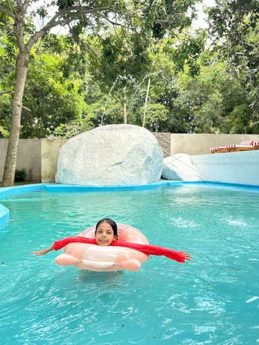ROCA DEL RIO HOTEL