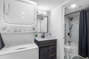 Shower, hair dryer - 5 Min to Love Field | Gated+Guard | 1BR | Parking (Dallas)
