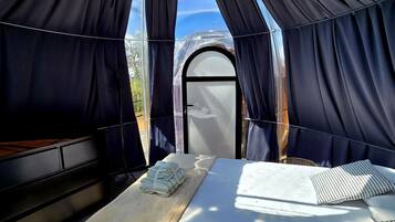 Deluxe-bungalow, jokinäköala