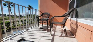 Apartment, Mehrere Betten, Balkon, Gartenblick (Gulfview I #213) | Unterkunftsgelände