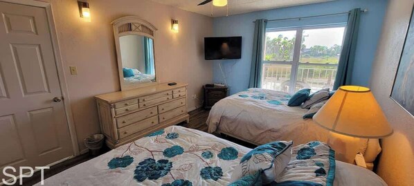 Room - Beach Access Condo - Pool - Hot Tub With BBQ (South Padre Island)