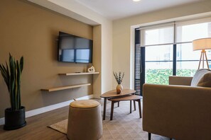 TV, offices - w* | Amazing & Chic 1BR w/ Balcony in San Isidro (San Isidro)