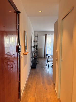 Interior - Vrbo Property (Nice)