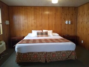 Deluxe Single Room | Free WiFi, wheelchair access