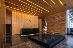 Lobby - Luxe High-Rise AC Condo with Pool Gym and Spa in Condesa (Ciudad de México)