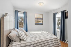 2 sovrum, strykjärn/strykbräda, wi-fi och sängkläder