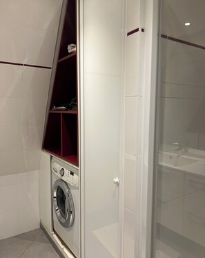 Interior - Family apartment -15 minutes from central Paris by metro (Neuilly-sur-Seine)