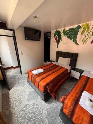 Doppelzimmer, Hügelblick