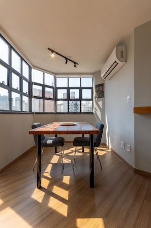 Classic Apartment | Dining - Apto em Campo Belo 20min Aeroporto CGH (São Paulo)