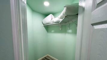 Huis, Meerdere bedden, toegang tot zwembad (Blizzards Lighthouse) | Interieur