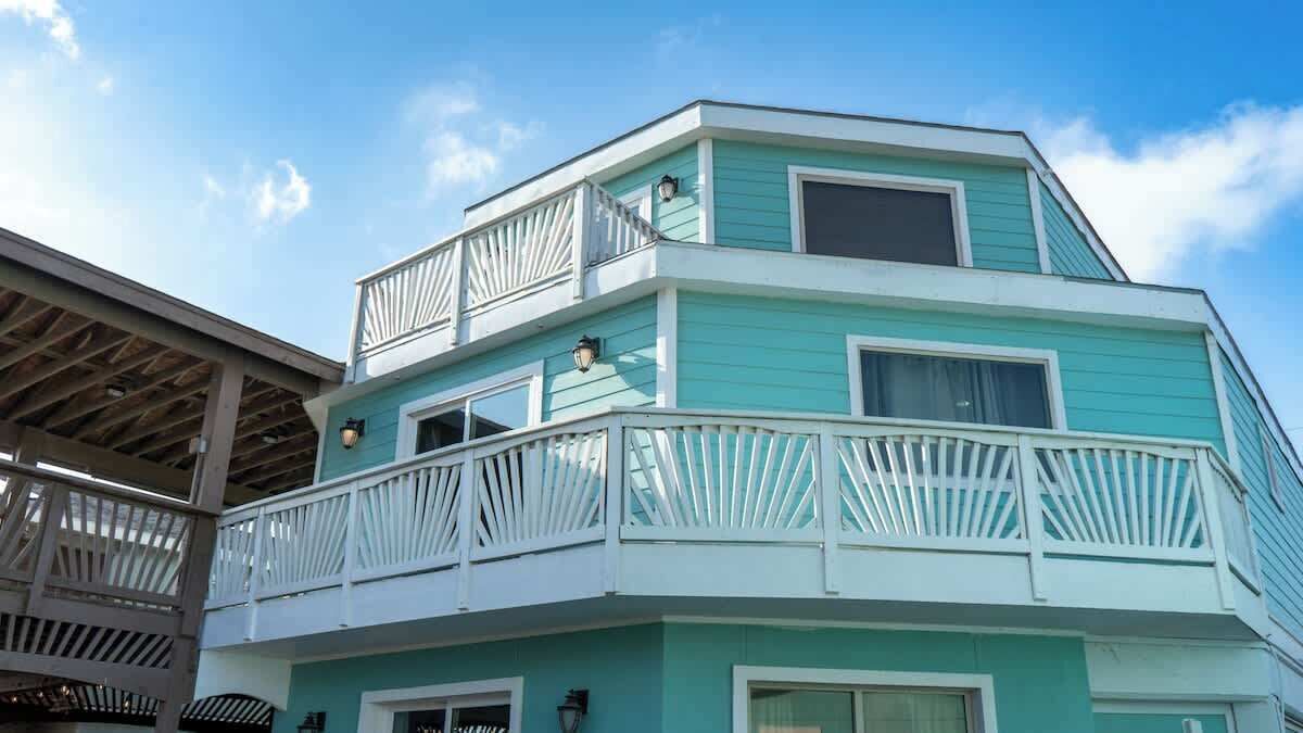 Hus, flere senger, adgang til basseng (Blizzards Lighthouse) | Eksteriør