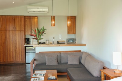 Ocean View Studio at Taru Rentals