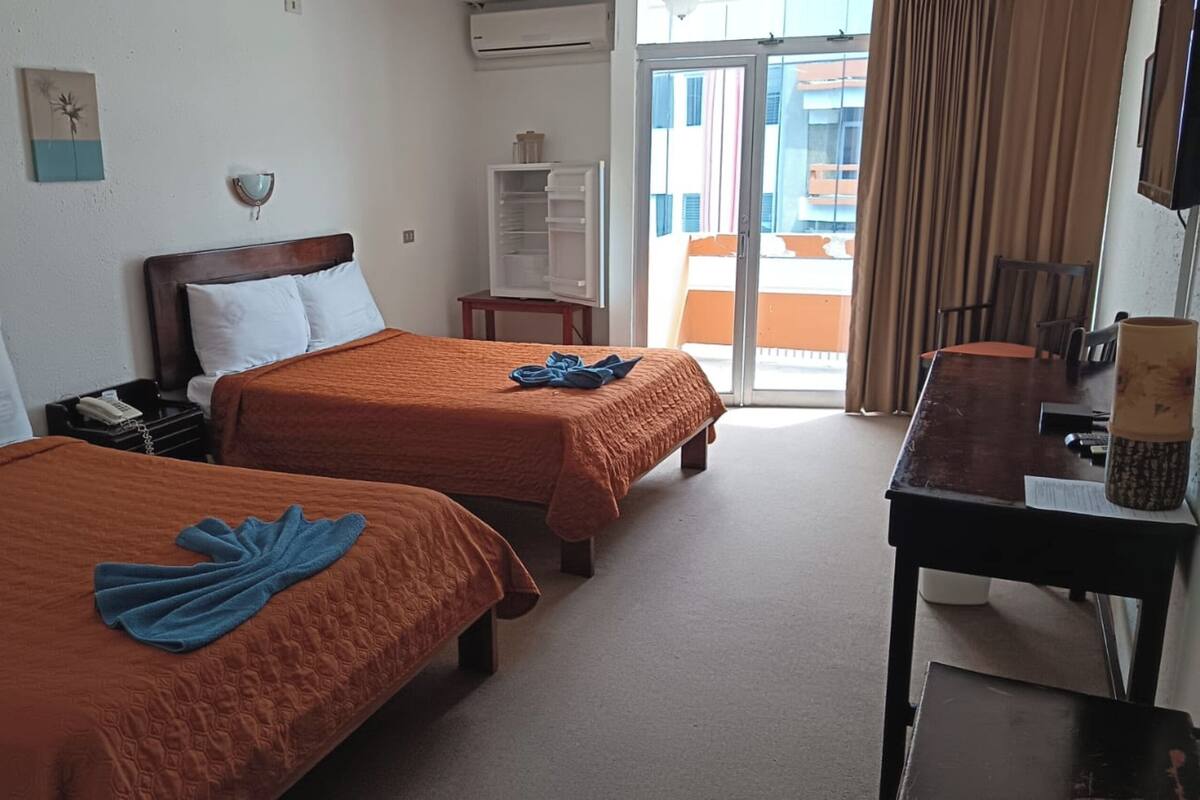 Standard Quadruple Room, City View