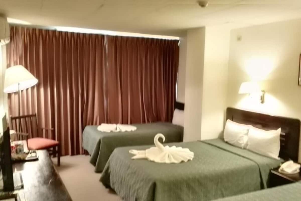 Kamar Double Standar, balkon, pemandangan kota