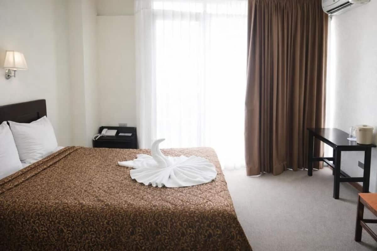 Kamar Double, difabel mobilitas, pemandangan kota