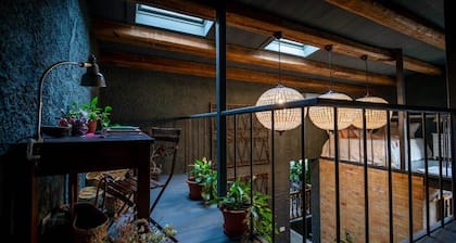 Live Ustica - Ricciardi House
