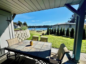 Apartment, 1 Bedroom, Accessible, Balcony | Outdoor dining - Lakefront Condo and Beach (Shawnigan Lake)