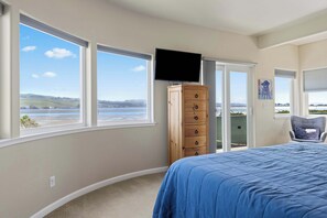 Room - Bayfront Retreat | Hot Tub | Near Beaches & Trails (Bodega Bay)