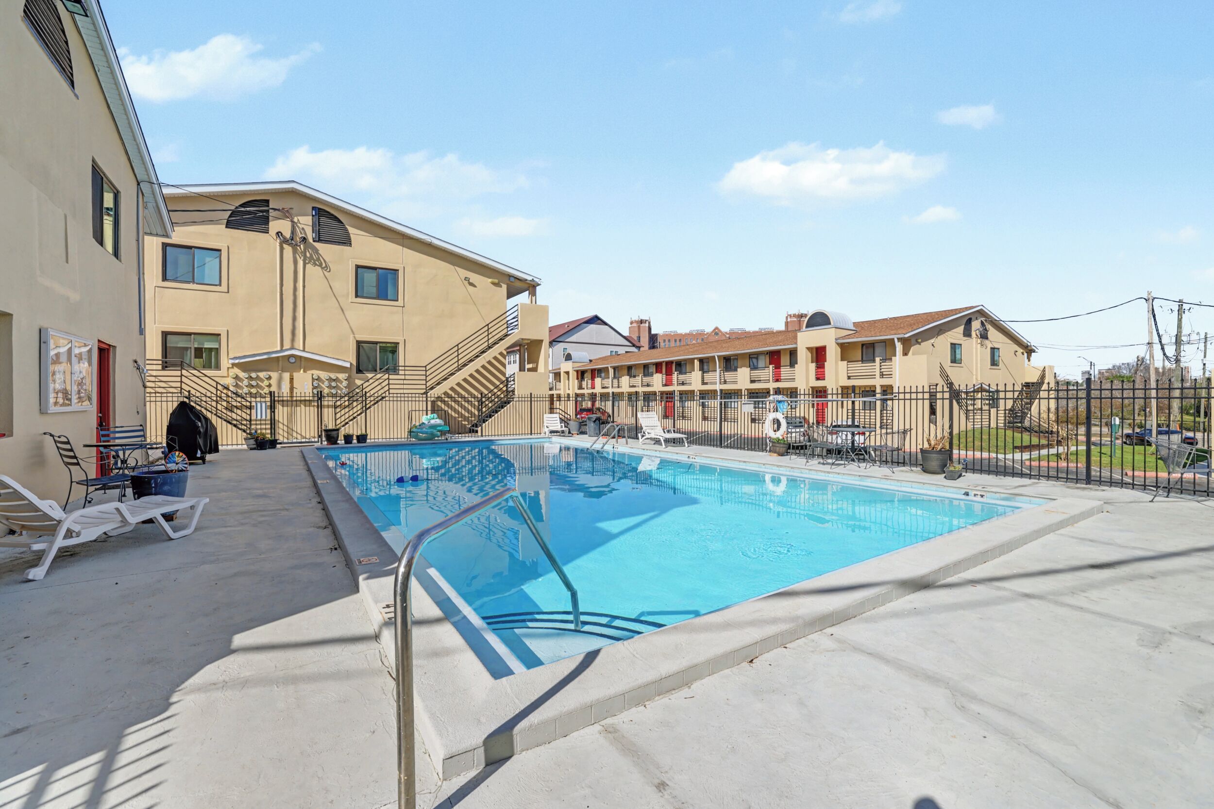 Pool