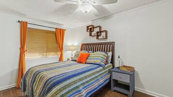 1 bedroom, WiFi, bed sheets