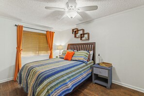 WiFi, bed sheets