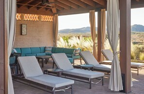 Terrace/patio - Rancho de los Caballeros Resort (Wickenburg)