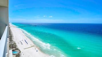 Condo, 1 King Bed with Sofa bed (Tidewater 2309) | Beach