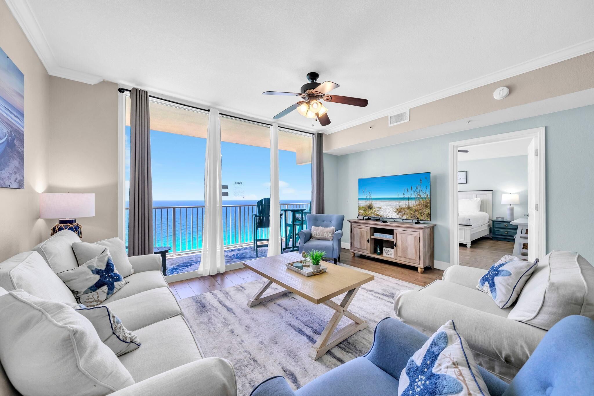 Condo, 1 King Bed with Sofa bed (Tidewater 2309) | Living area
