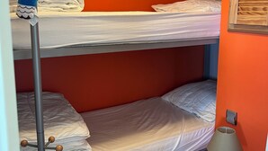 Room - Very Cozy 1-Bedroom Apartment with a Panoramic View (Les Angles)
