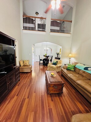 Living area - 5 miles from Augusta National. MASTERS (Augusta)
