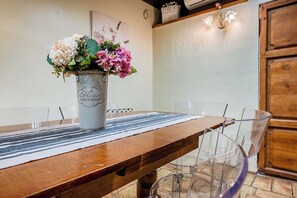 Dining - Characteristic historic residence a 2-minute walk from Piazza Navona. (Roma)