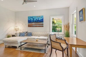 Living area - Luxury 6-Bedroom Gated Estate on 5 Acres with Pool, Tennis, Gym & Privacy (Bridgehampton)