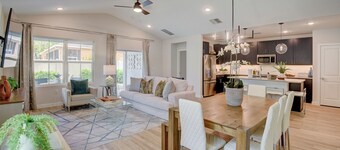 The Modern- 8 Mi to beach/Kitchenette/
Stylish Palm Coast Home with Patio