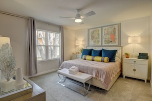 4 bedrooms, iron/ironing board, free WiFi, bed sheets