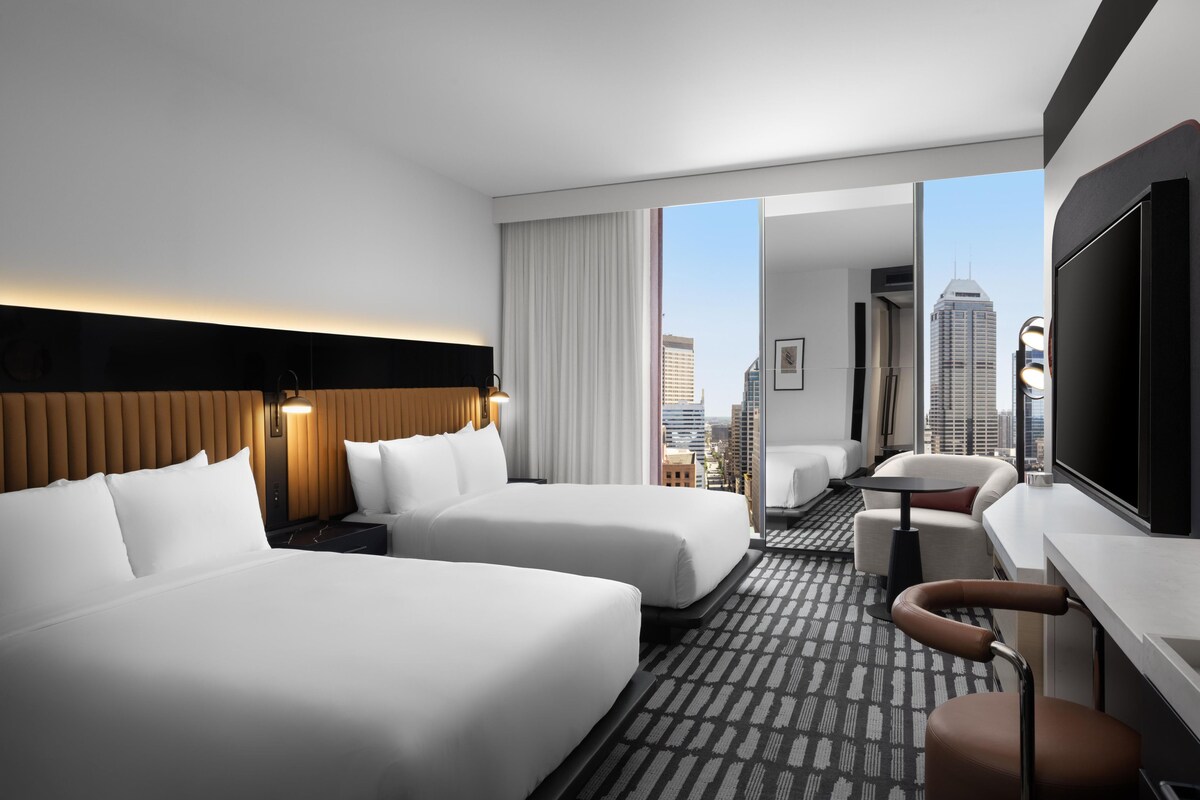 Skyline 2 Queen Bed Guestroom
